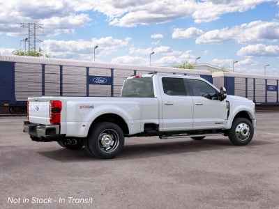 2027 Ford Super Duty F-450 DRW LARIAT