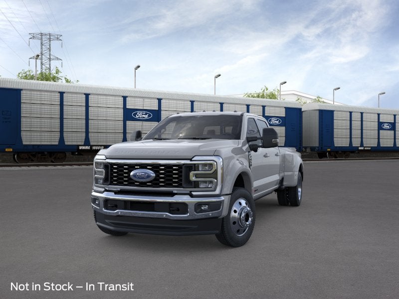 2026 Ford Super Duty F-450 DRW LARIAT