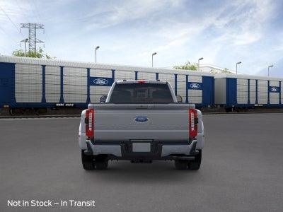 2026 Ford Super Duty F-450 DRW LARIAT