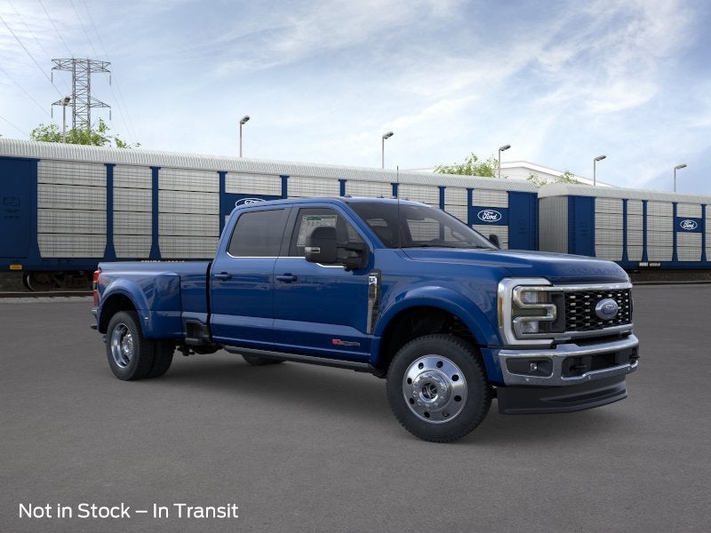 2026 Ford Super Duty F-450 DRW LARIAT