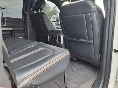 2022 Ford Super Duty F-450 DRW Platinum