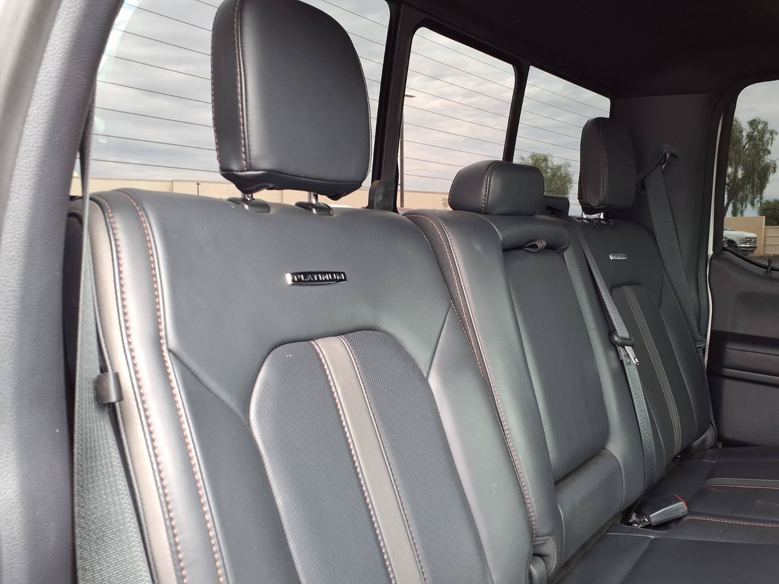 2022 Ford Super Duty F-450 DRW Platinum