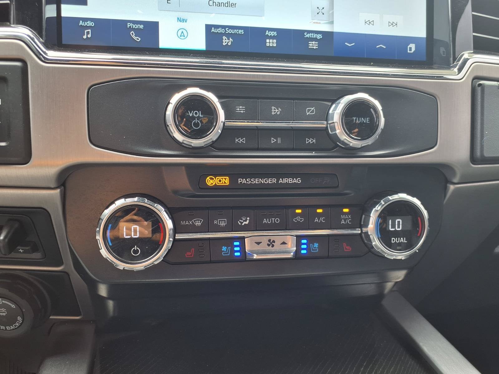 2022 Ford Super Duty F-450 DRW Platinum
