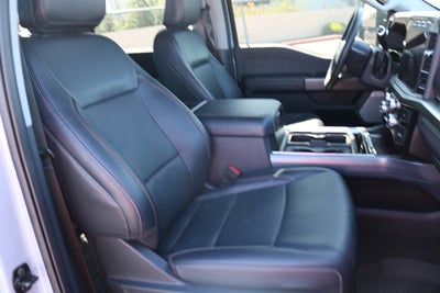 2024 Ford Super Duty F-450 DRW LARIAT