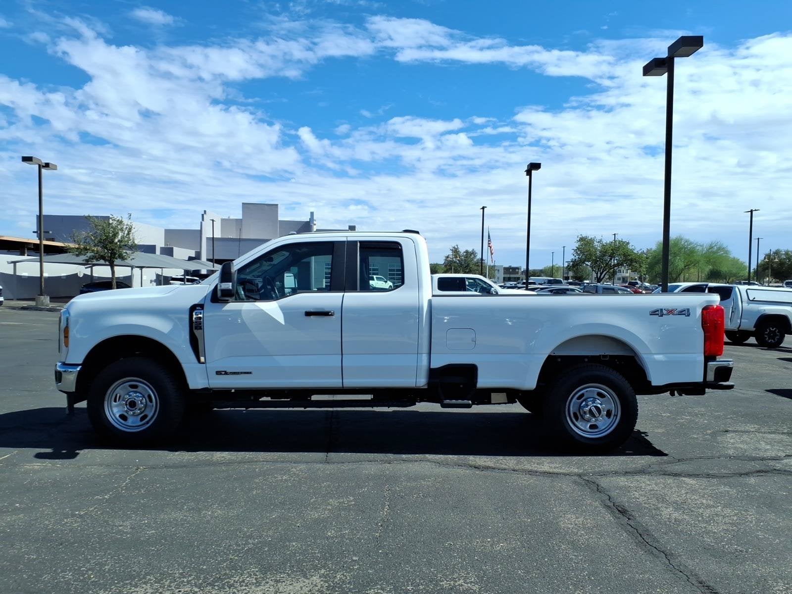 2024 Ford Super Duty F-350 SRW XL
