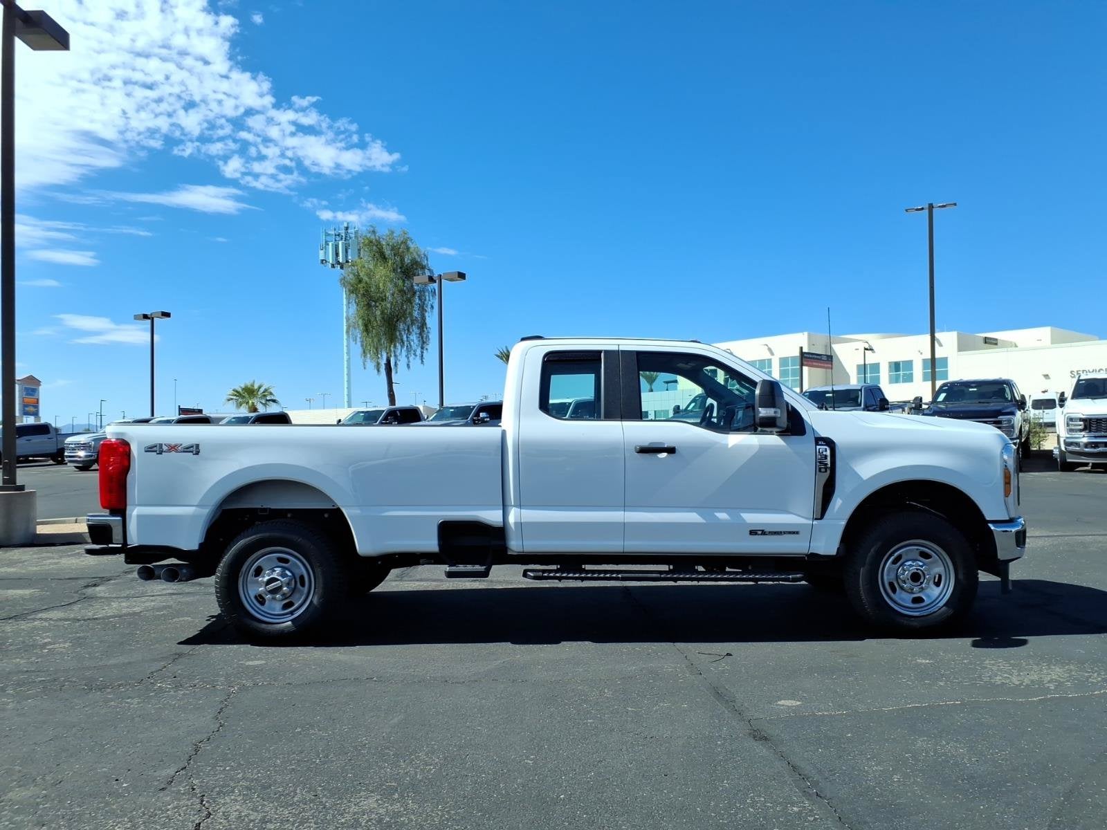 2024 Ford Super Duty F-350 SRW XL