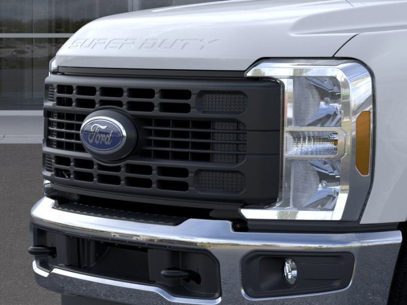 2025 Ford Super Duty F-350 SRW XL