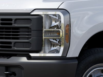 2027 Ford Super Duty F-350 SRW XL