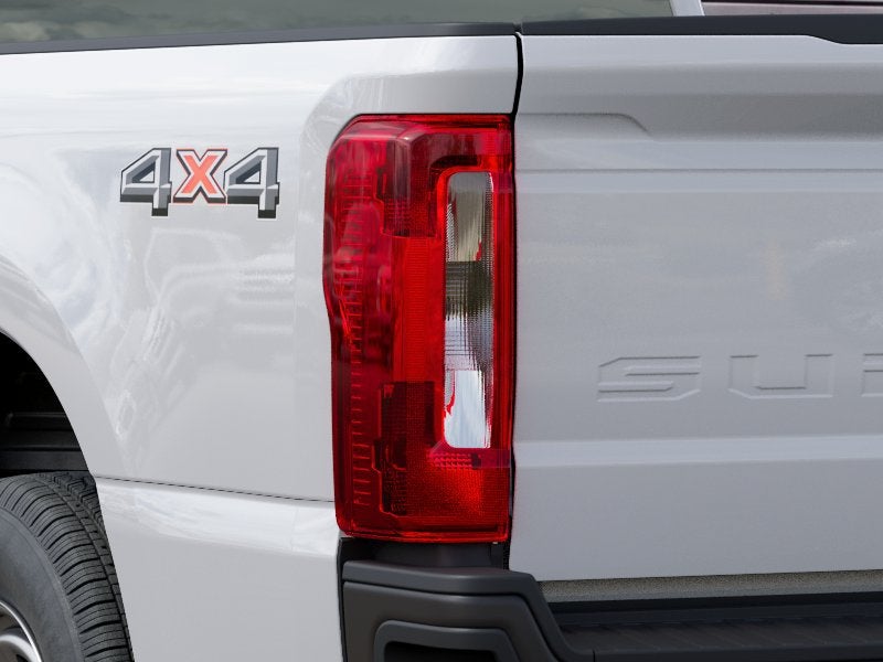 2027 Ford Super Duty F-350 SRW XL
