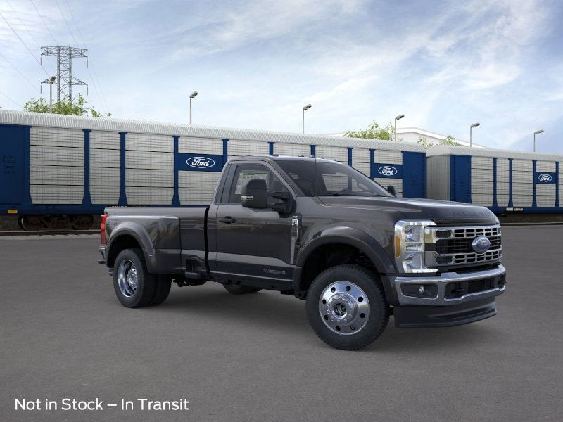 2026 Ford Super Duty F-450 DRW XLT