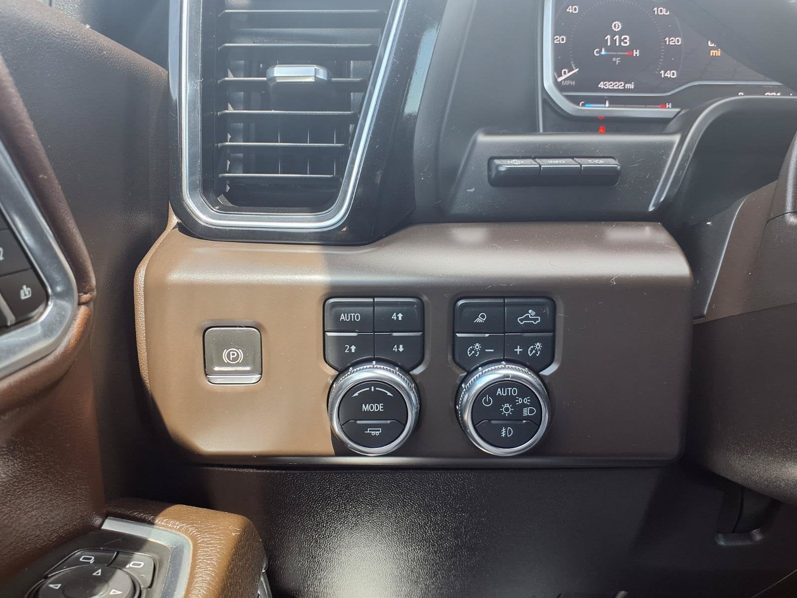 2024 GMC Sierra 3500HD Denali
