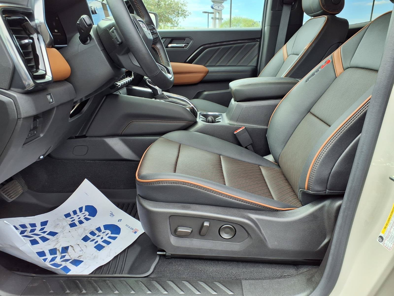 2026 GMC Canyon 4WD AT4