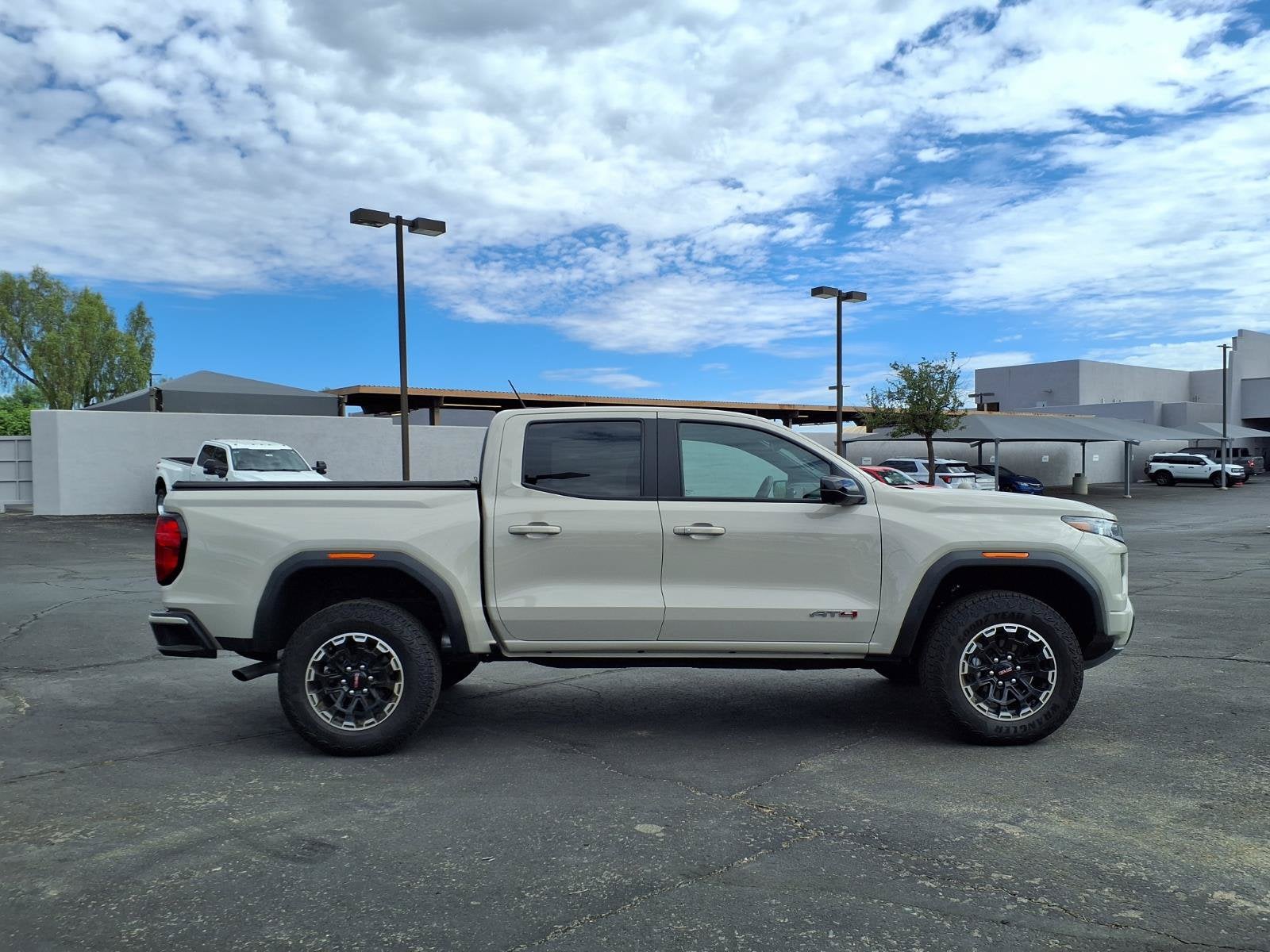 2026 GMC Canyon 4WD AT4