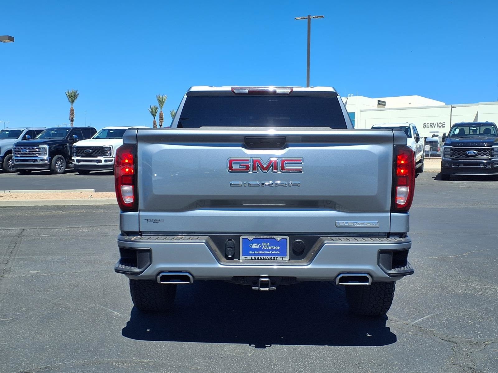 2025 GMC Sierra 1500 Elevation