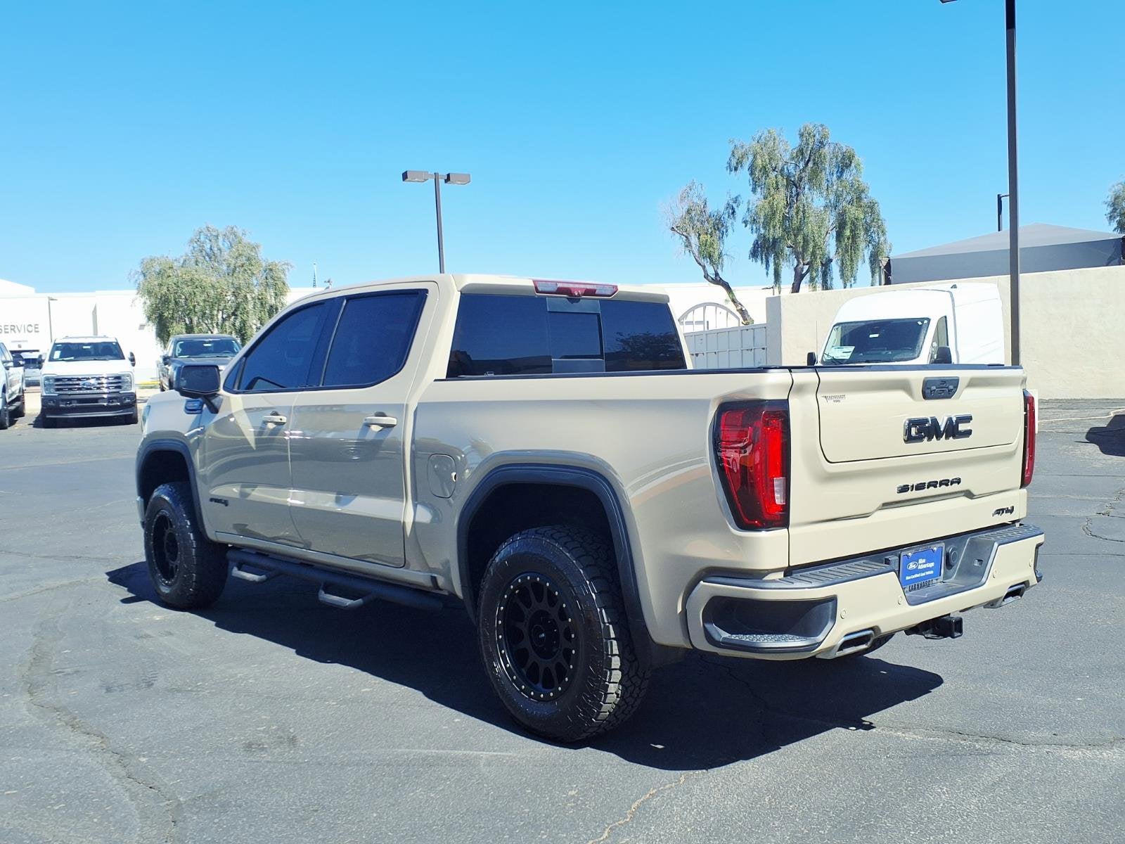 2023 GMC Sierra 1500 AT4