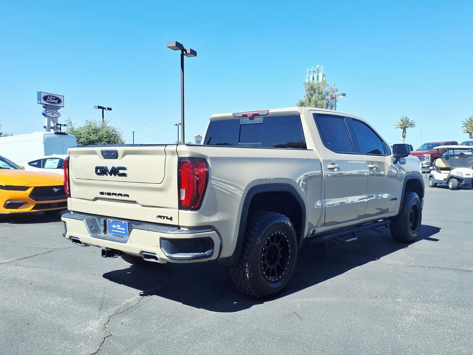 2023 GMC Sierra 1500 AT4