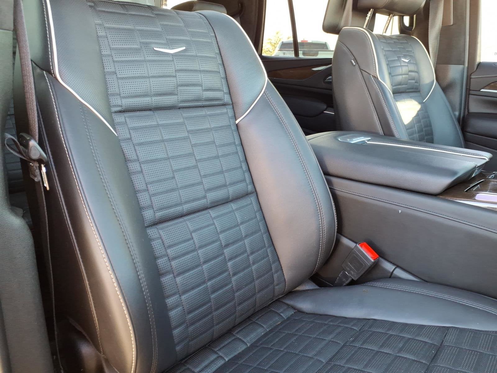 2023 Cadillac Escalade 4WD Sport Platinum