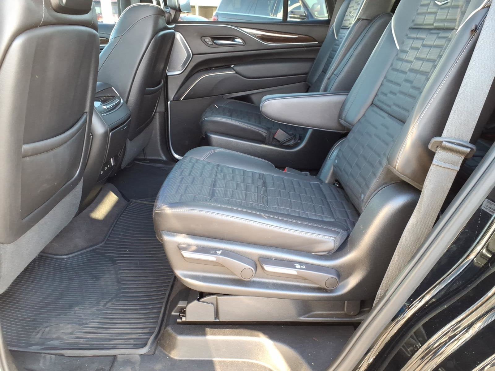 2023 Cadillac Escalade 4WD Sport Platinum