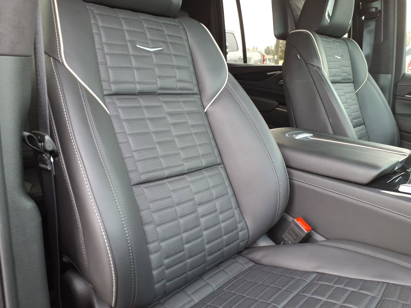 2024 Cadillac Escalade ESV AWD V-Series