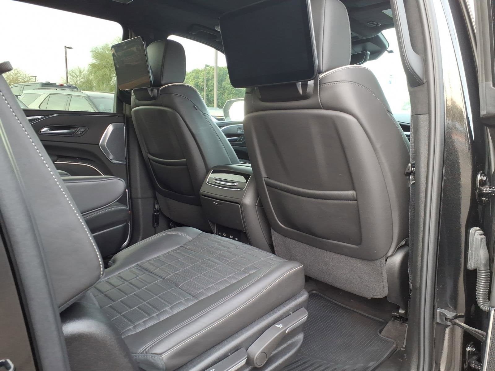 2024 Cadillac Escalade ESV AWD V-Series