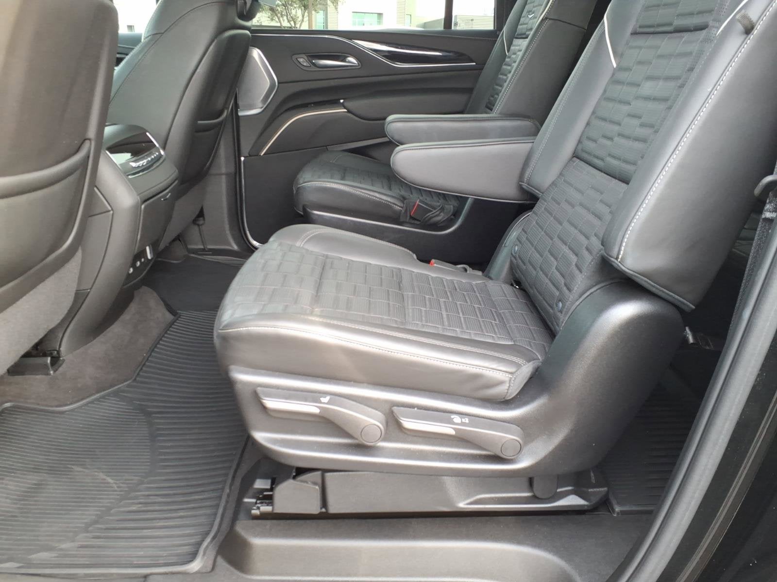 2024 Cadillac Escalade ESV AWD V-Series