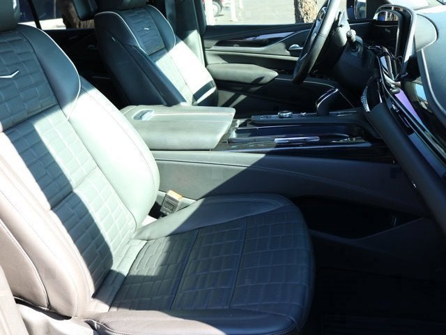 2024 Cadillac Escalade ESV AWD V-Series