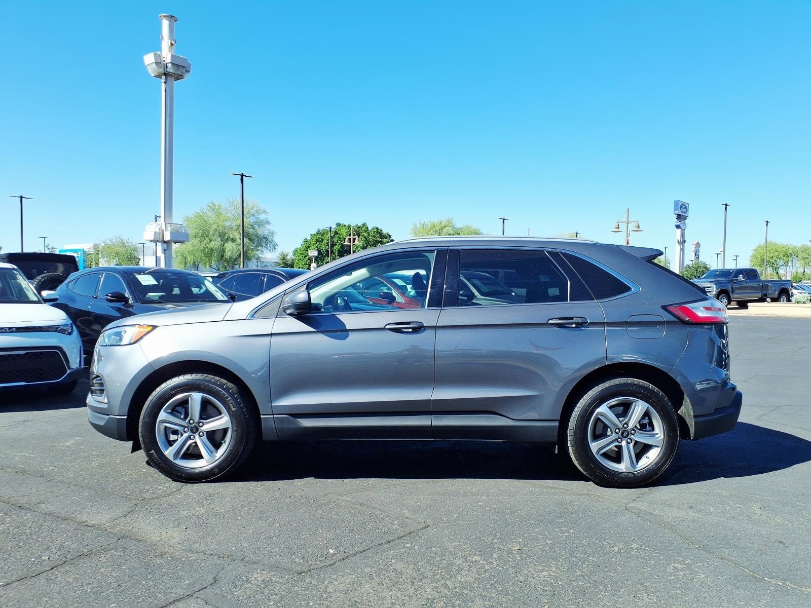2023 Ford Edge SEL