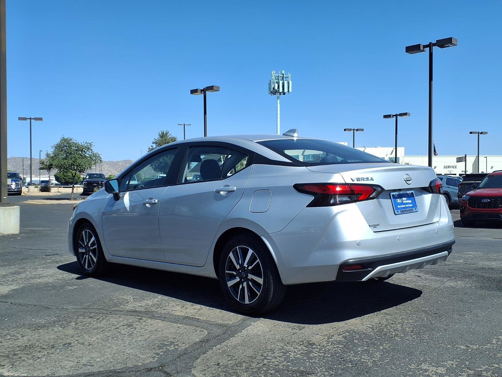 2025 Nissan Versa SV