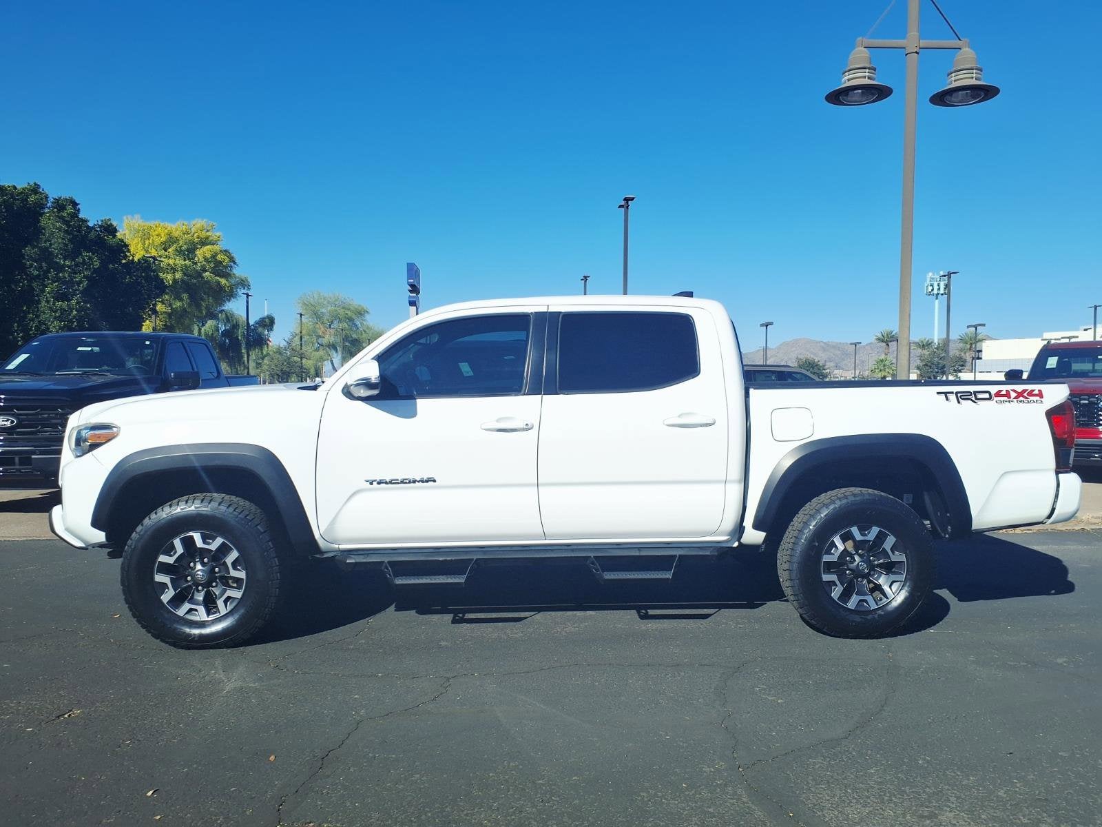 2019 Toyota Tacoma 4WD TRD Off-Road