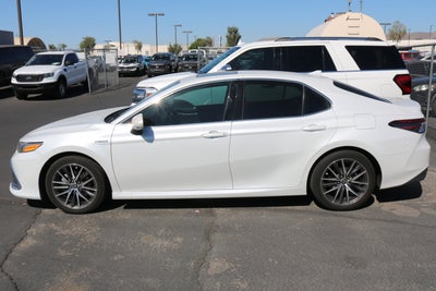 2021 Toyota Camry Hybrid XLE