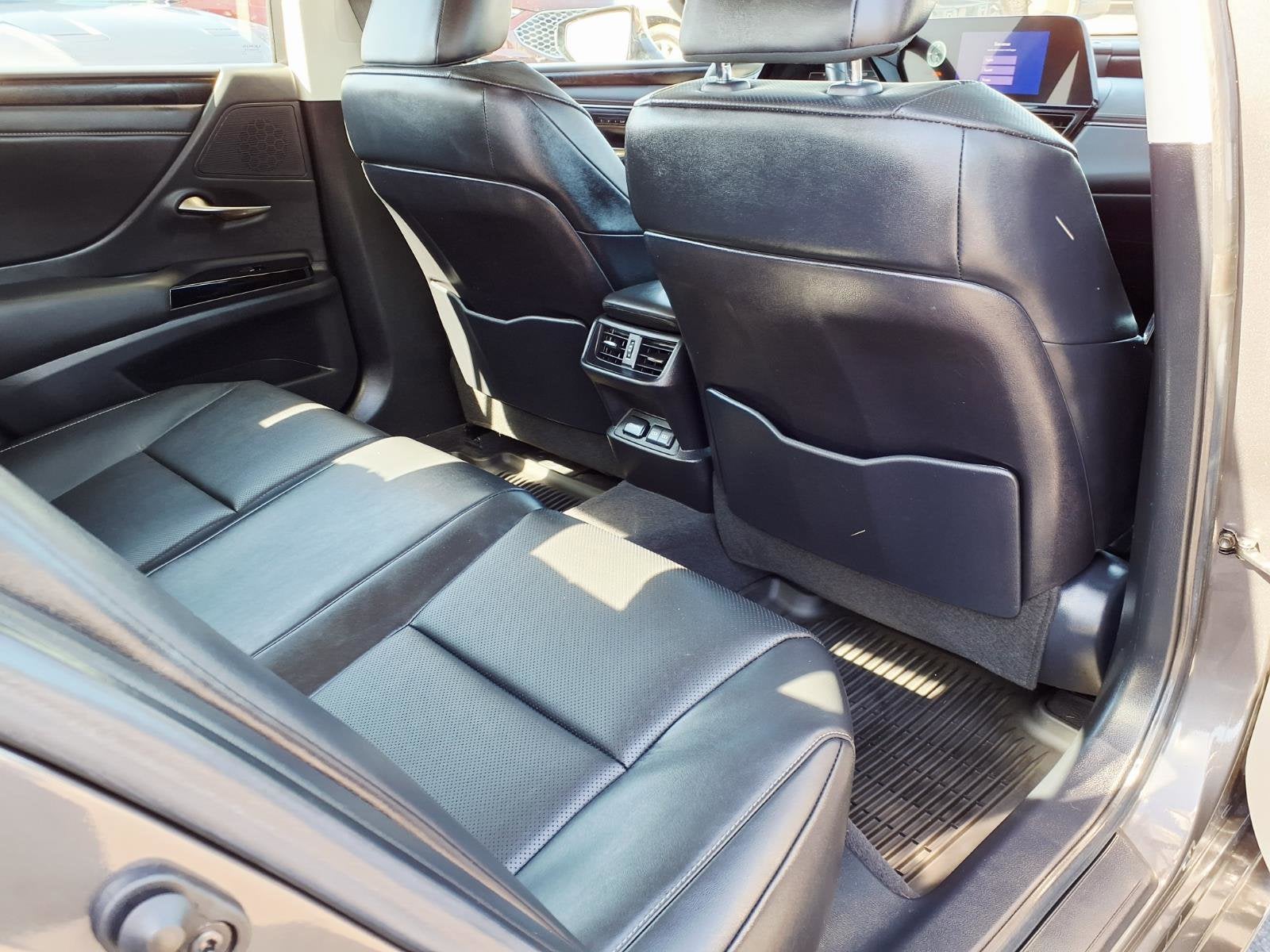 2023 Lexus ES ES 250