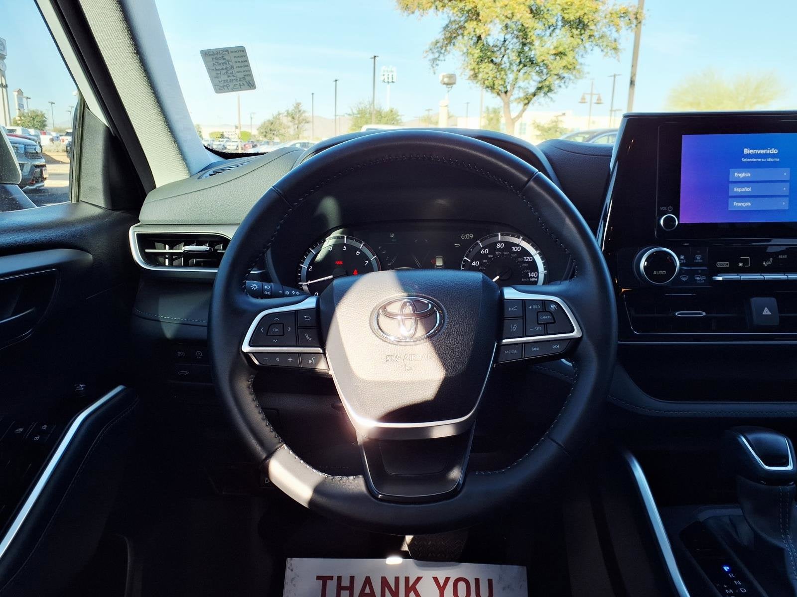 2024 Toyota Highlander LE