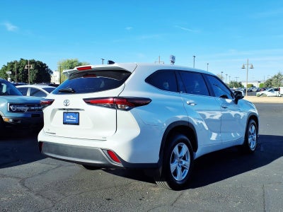 2024 Toyota Highlander LE