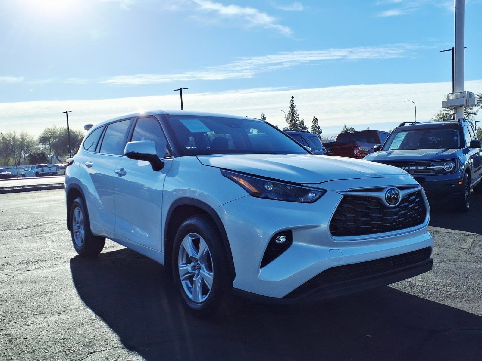 2024 Toyota Highlander LE