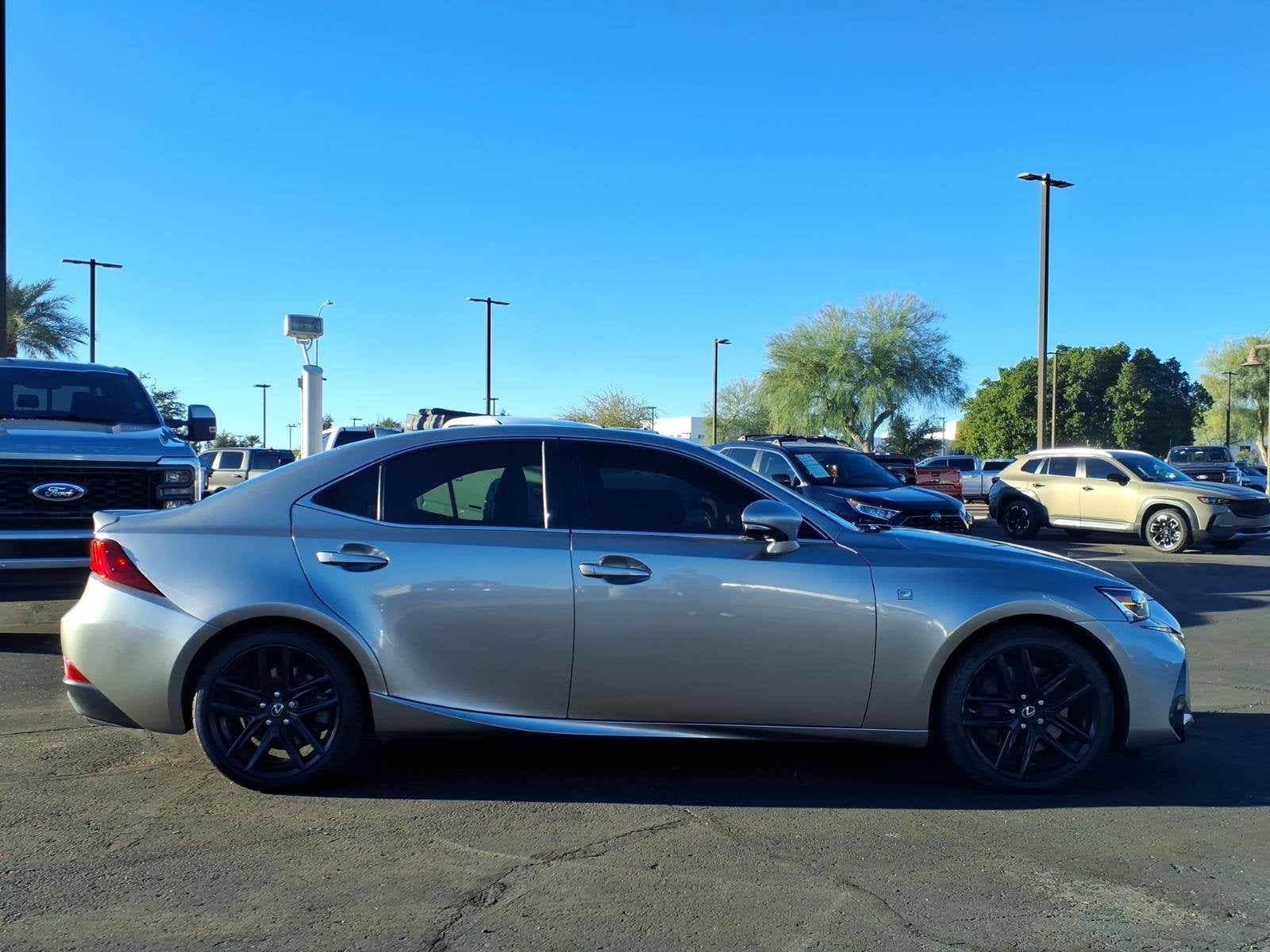 2017 Lexus IS 350