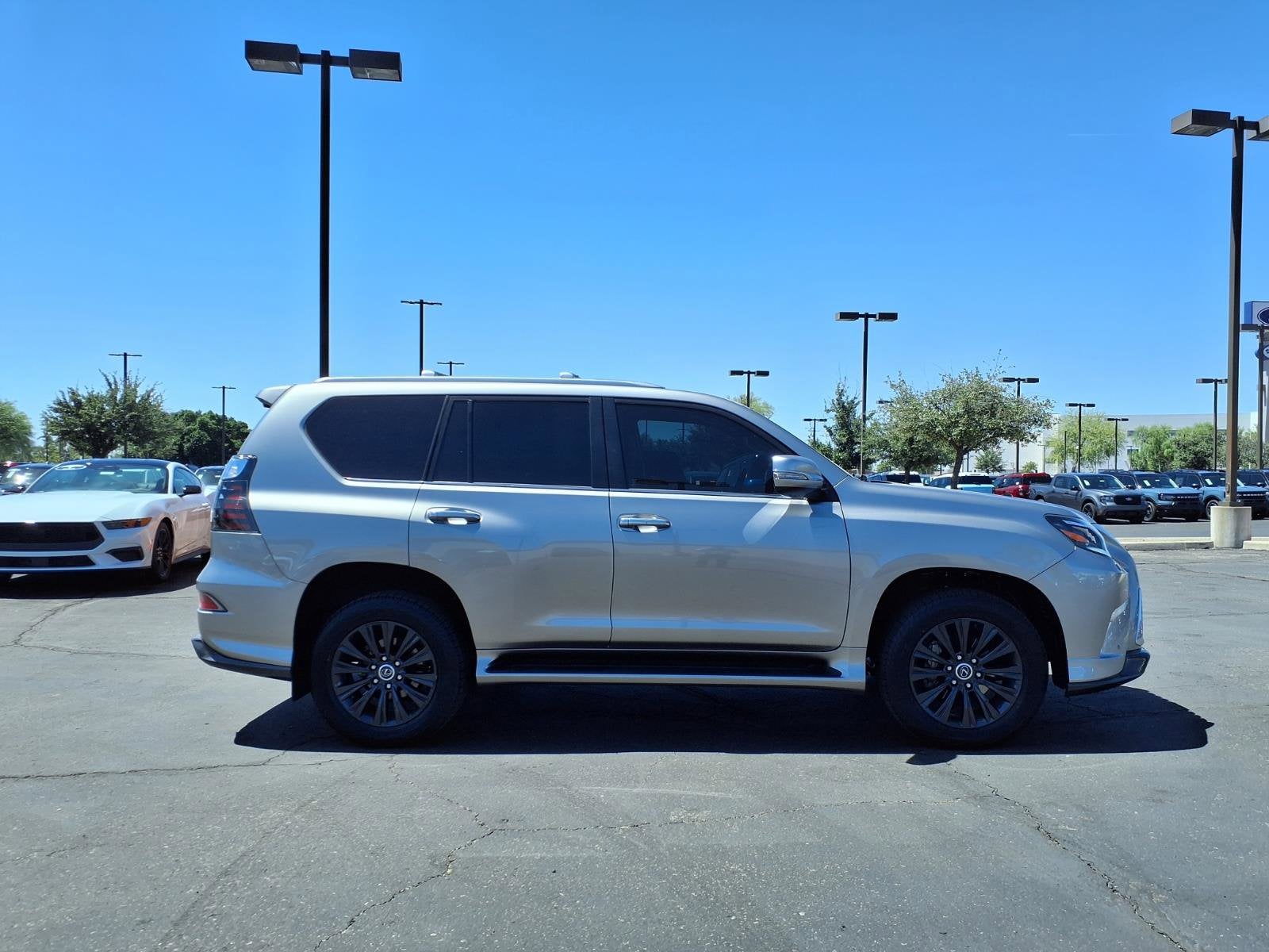 2023 Lexus GX GX 460 Premium