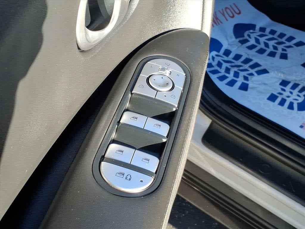 2022 Hyundai IONIQ 5 SEL