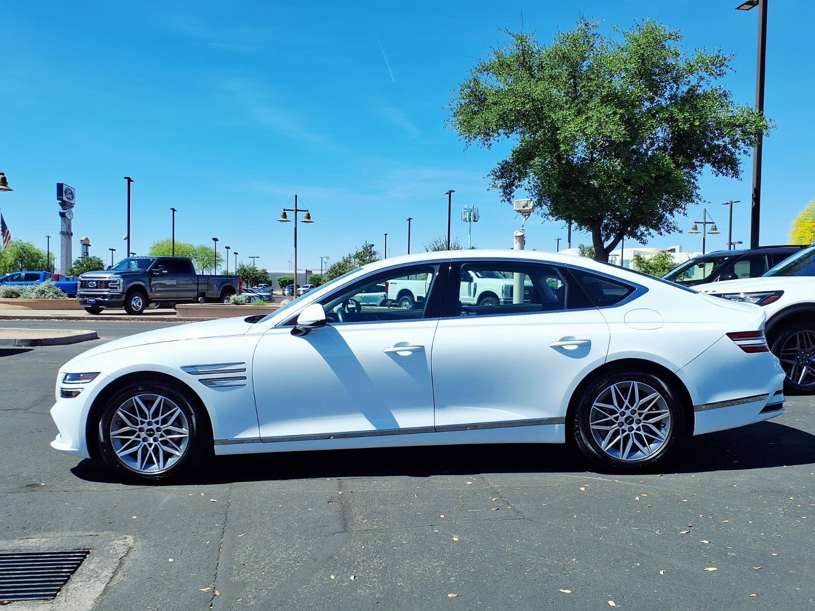 2025 Genesis G80 2.5T