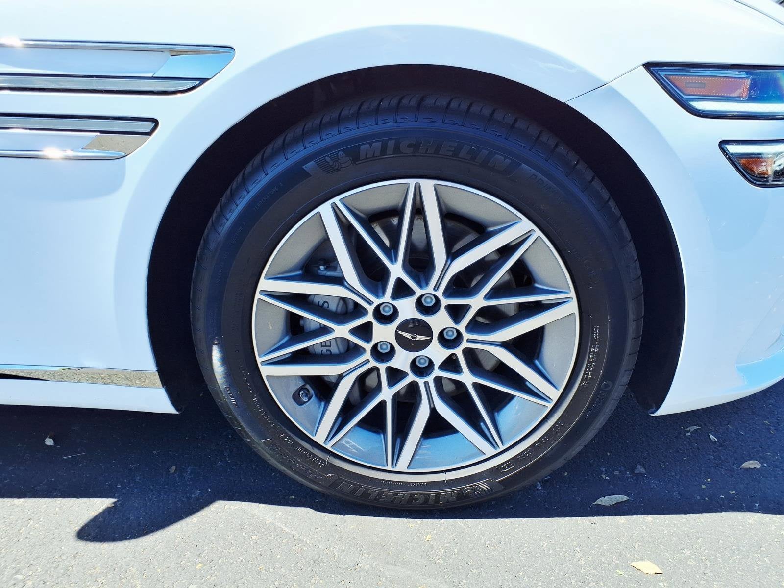 2025 Genesis G80 2.5T