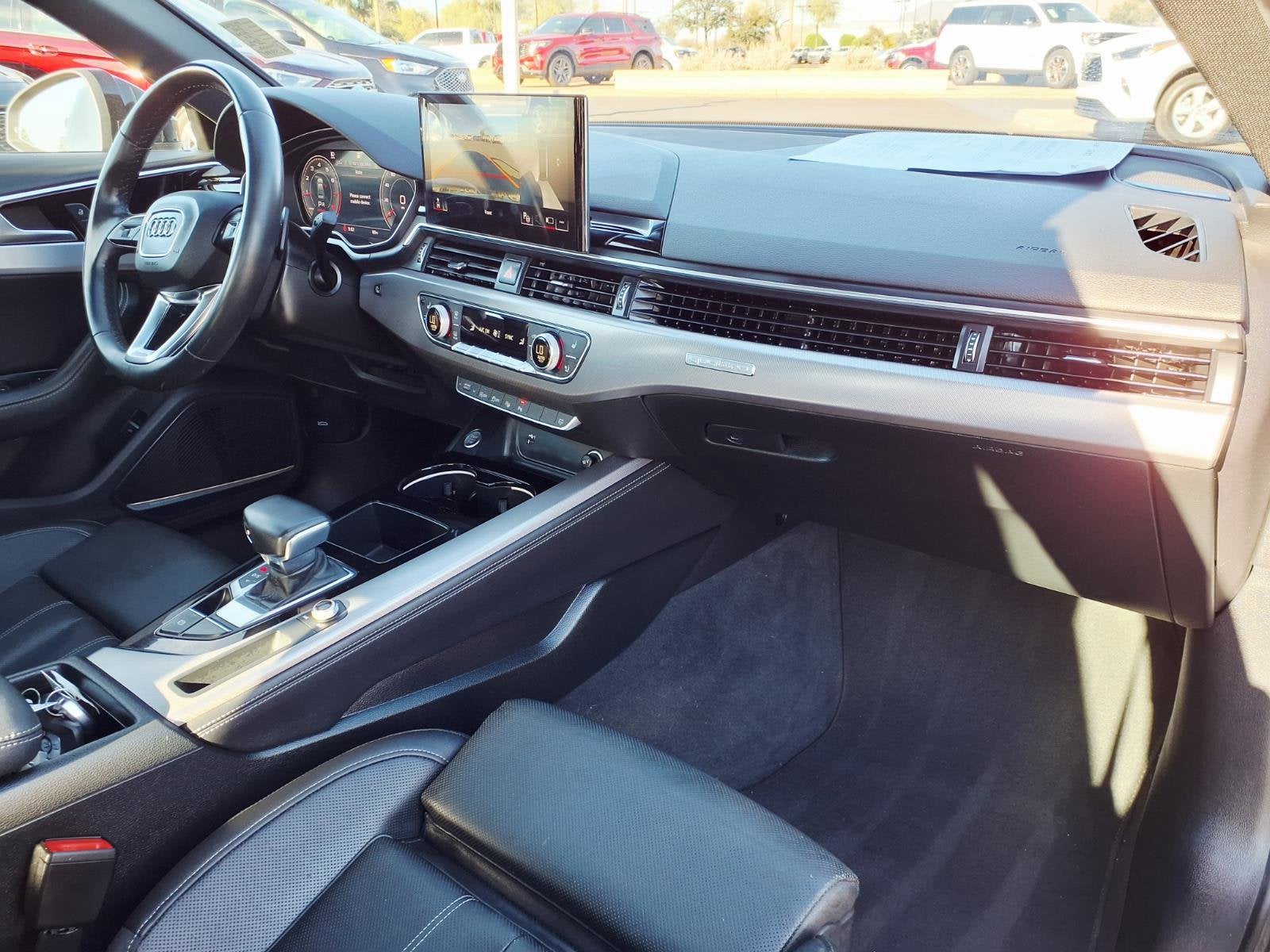 2023 Audi A4 Sedan S line Prestige