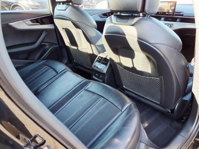 2023 Audi A4 Sedan S line Prestige
