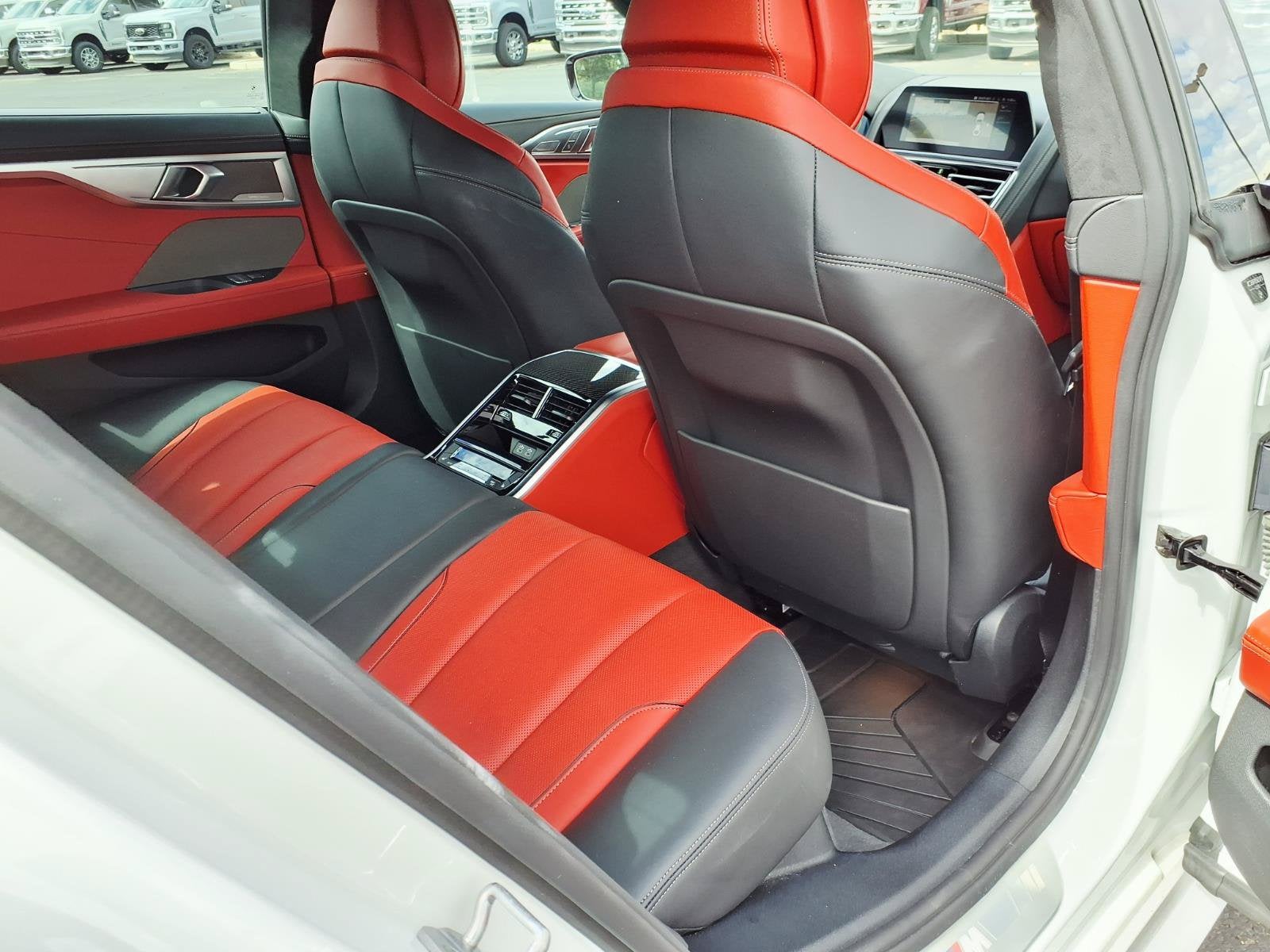 2022 BMW 8 Series M850i