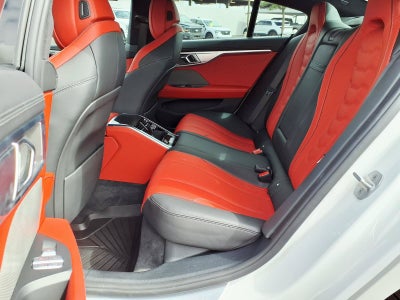 2022 BMW 8 Series M850i