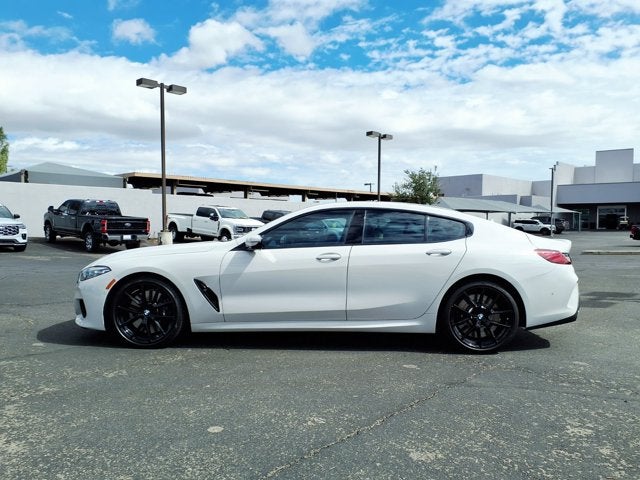 2022 BMW 8 Series M850i