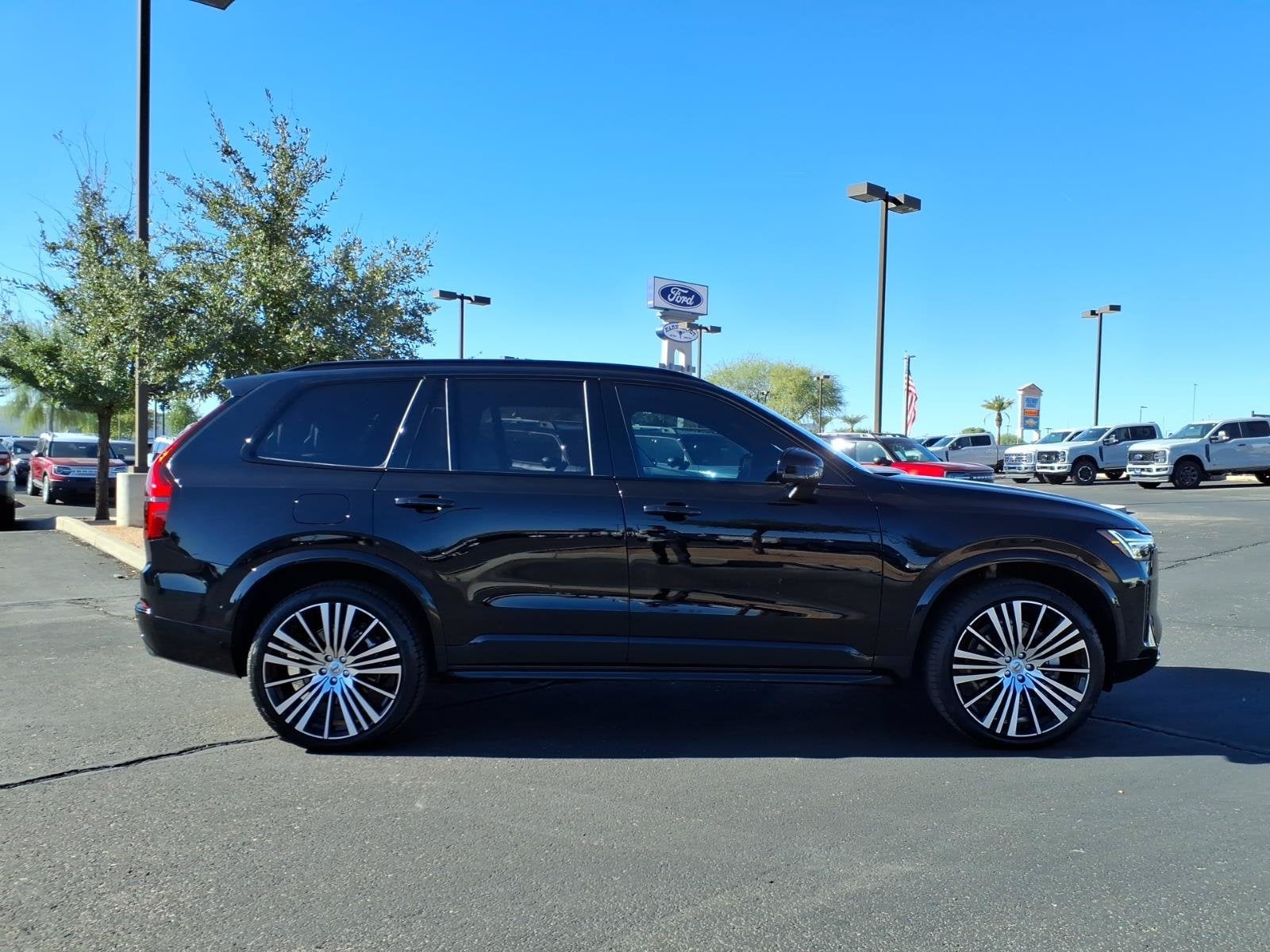 2026 Volvo XC90 Ultra Dark Theme