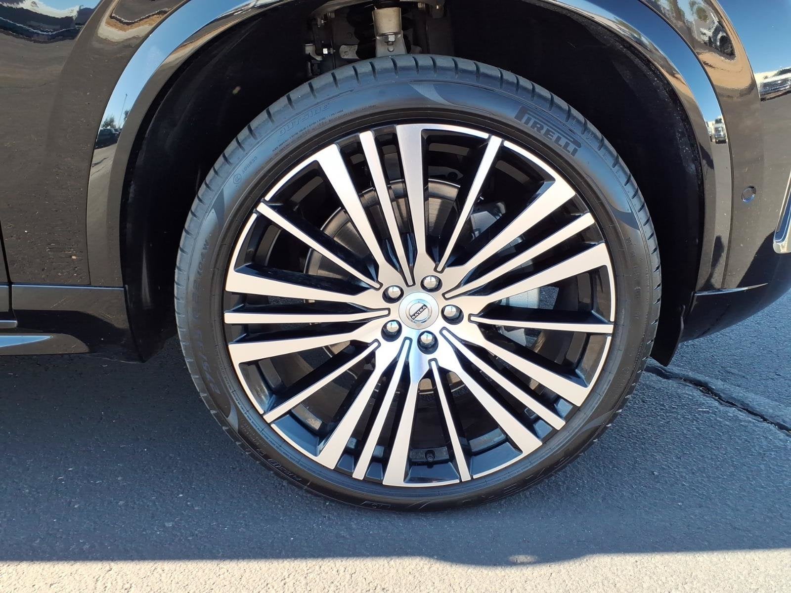 2026 Volvo XC90 Ultra Dark Theme