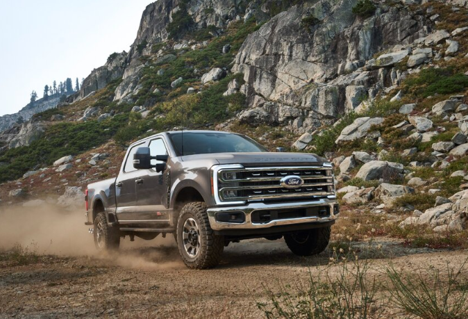 Positive review of 2023 Ford Super Duty truck