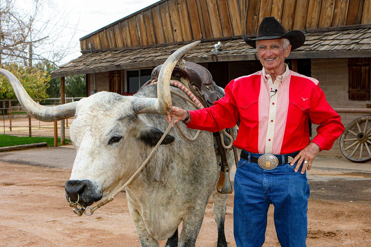 Earnhardt Ford in Chandler AZ